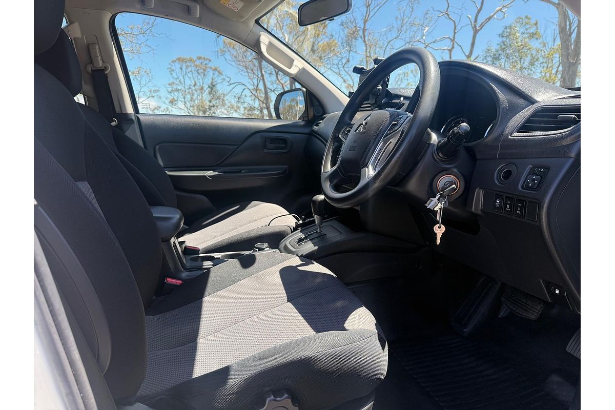 2019 Mitsubishi Triton GLX MR 4X4