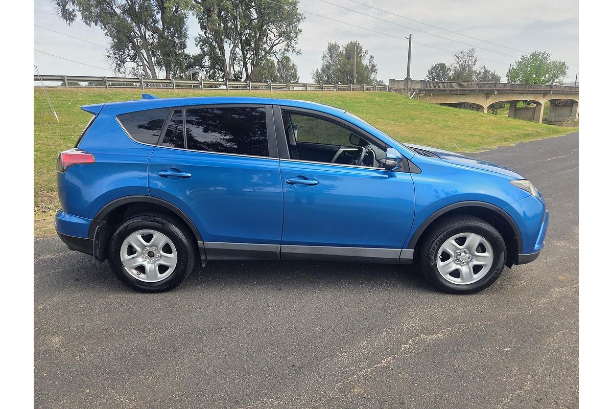 2018 Toyota RAV4 GX ASA44R