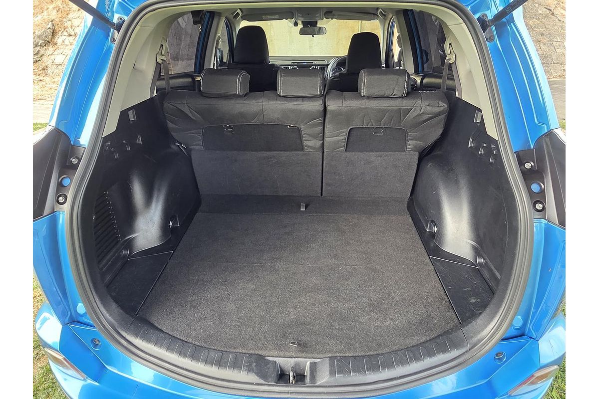 2018 Toyota RAV4 GX ASA44R