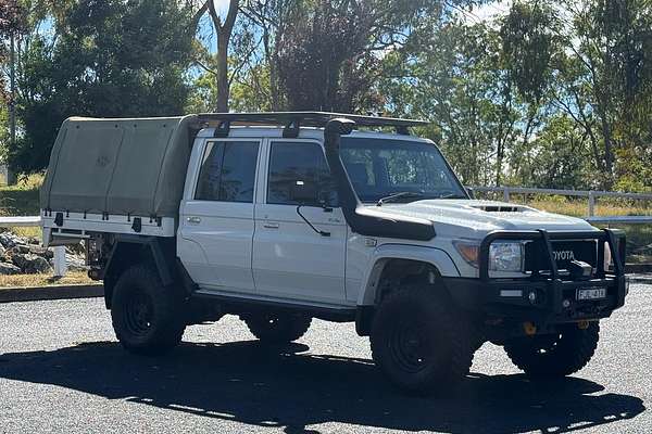2021 Toyota LC Military LC Military GXL 4.5L T Diesel Manual Dual Cab Chassis