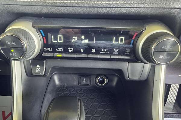 2020 Toyota RAV4 GX AXAH52R