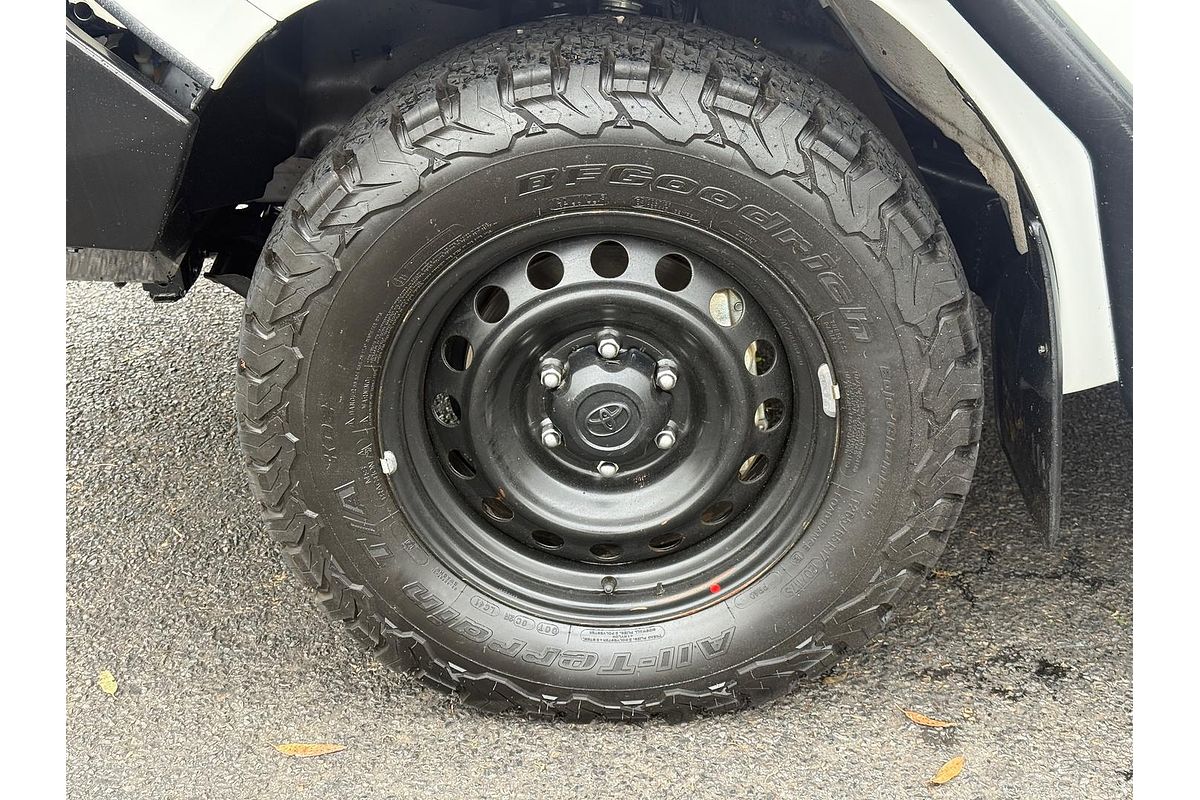 2020 Toyota Hilux SR GUN126R 4X4