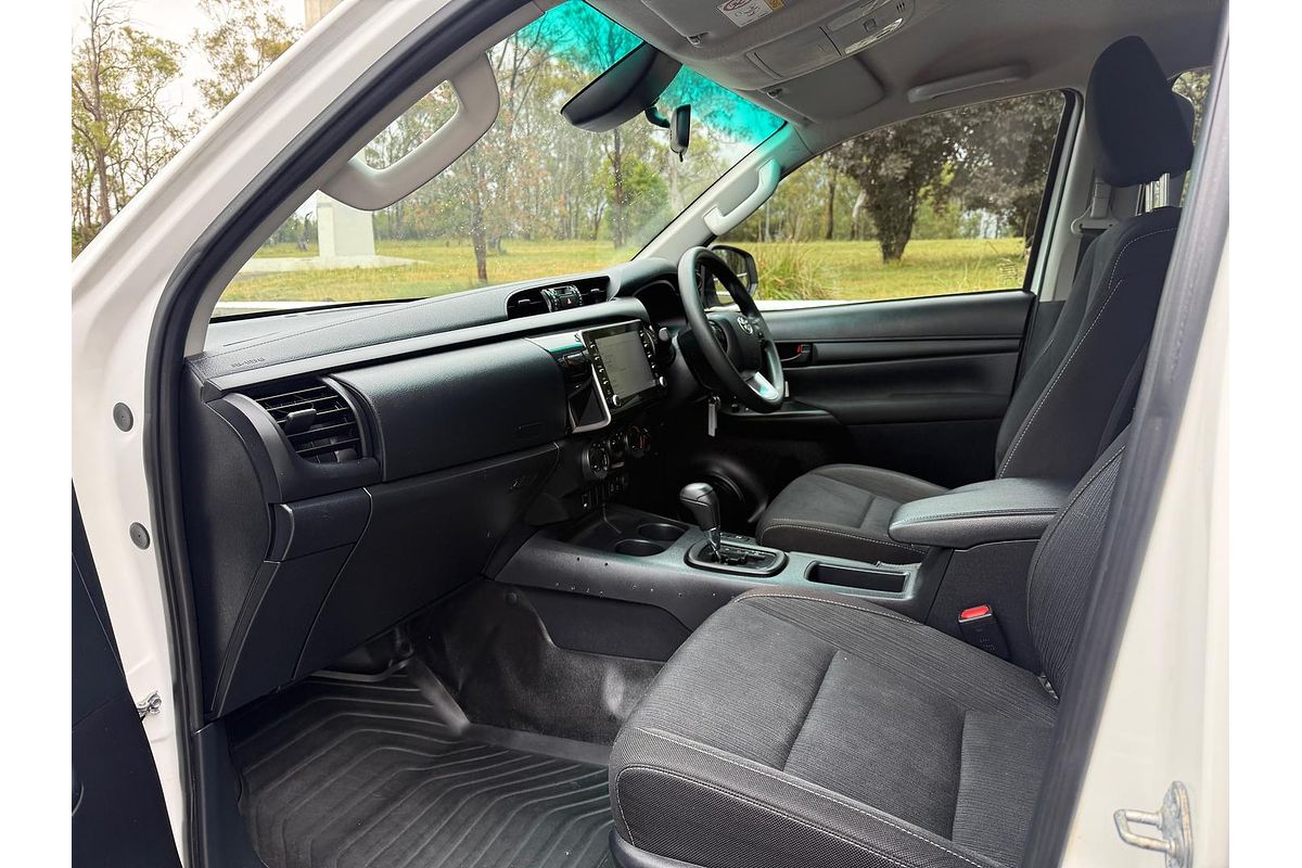 2020 Toyota Hilux SR GUN126R 4X4