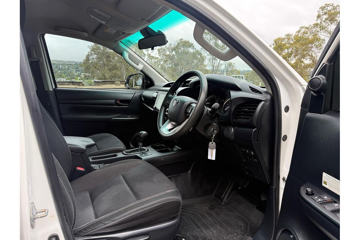 2020 Toyota Hilux SR GUN126R 4X4