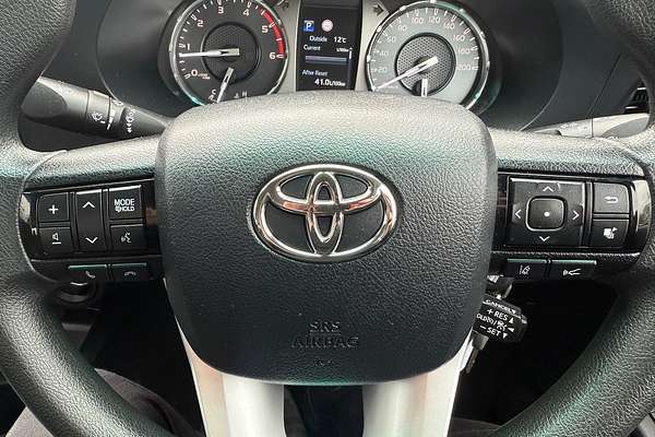 2020 Toyota Hilux SR GUN126R 4X4