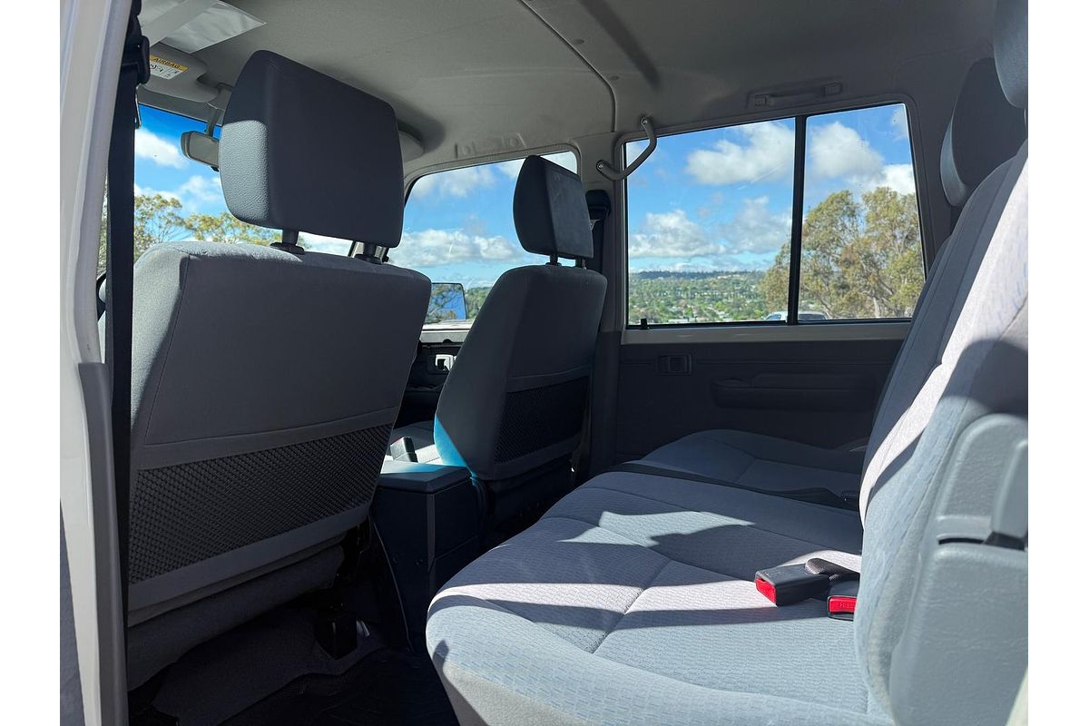 2021 Toyota LC Military LC Military GXL 4.5L T Diesel Manual Dual Cab Chassis