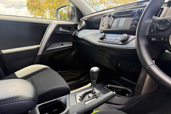 2018 Toyota RAV4 GXL ASA44R