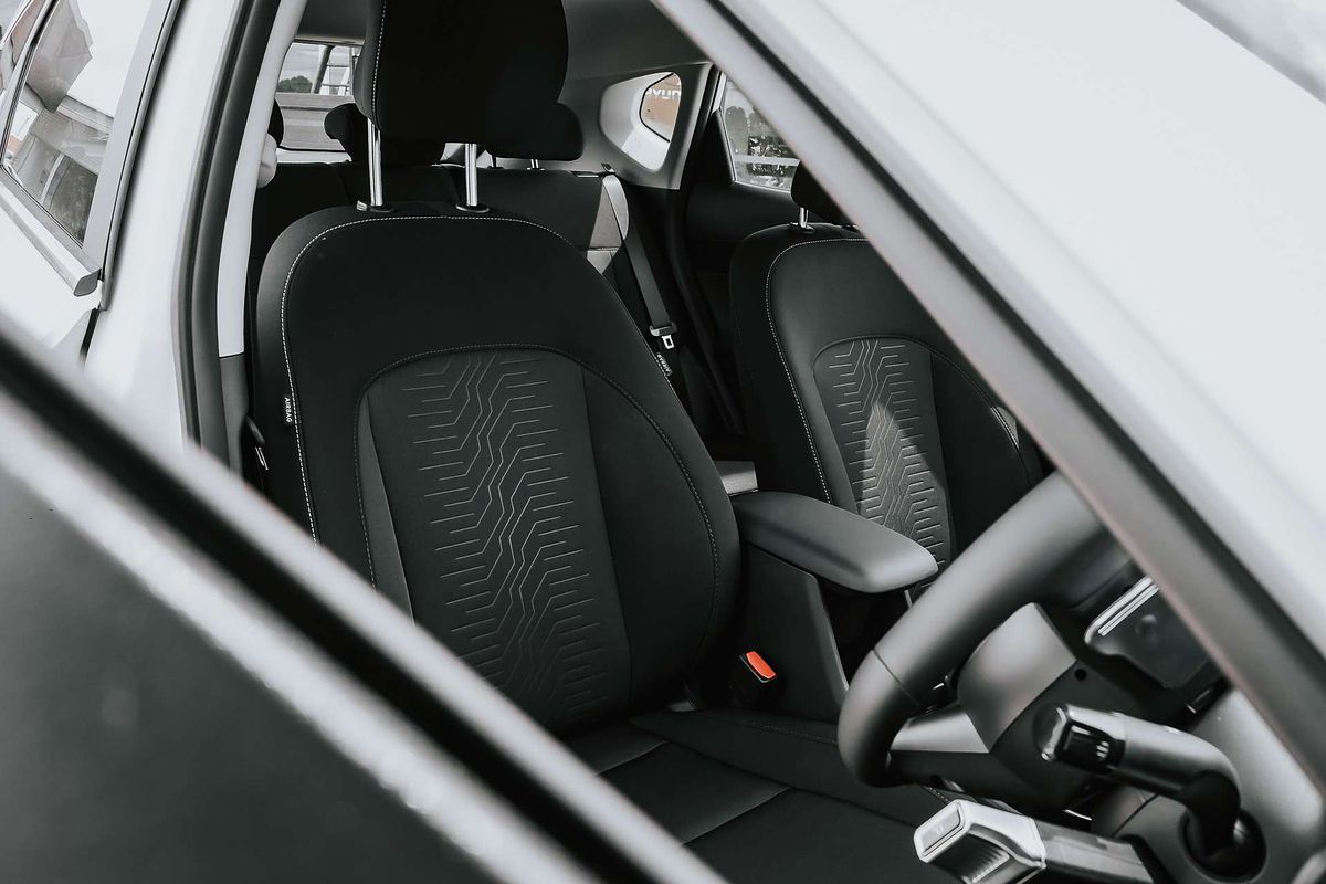 2025 Hyundai Kona Hybrid SX2.V3