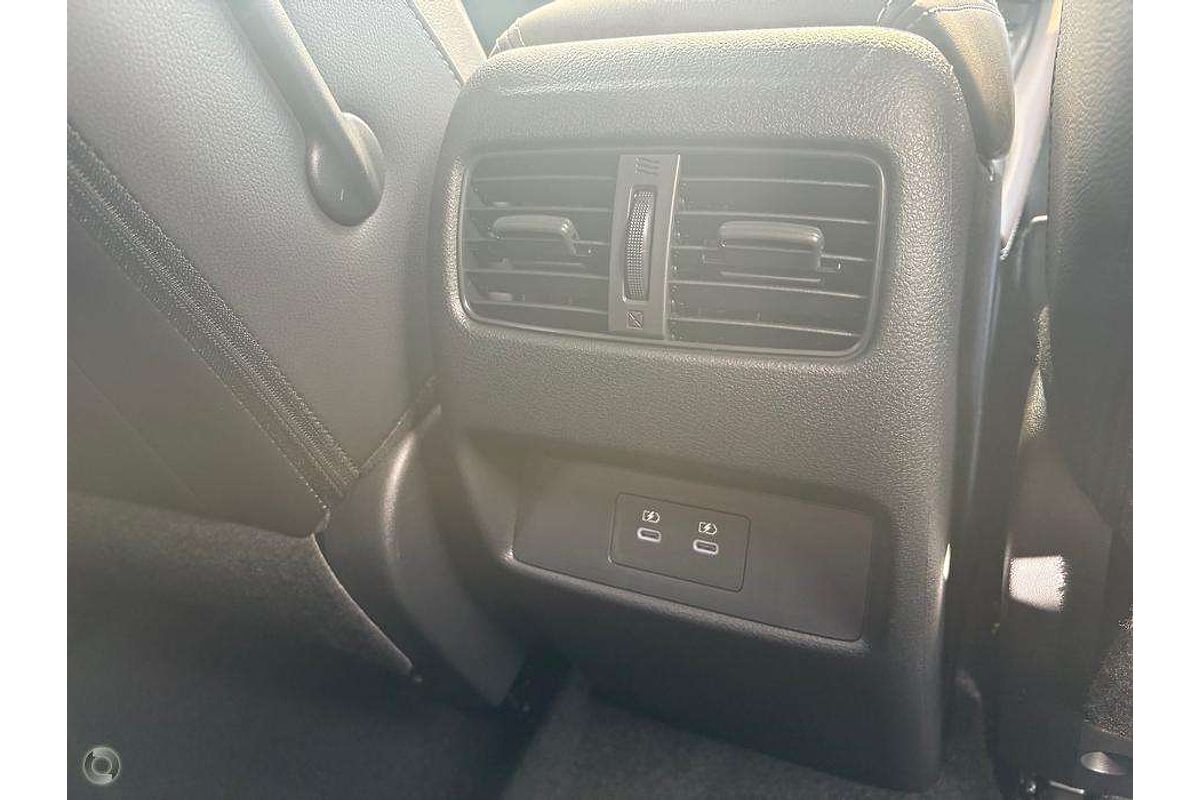 2025 Nissan QASHQAI Ti J12