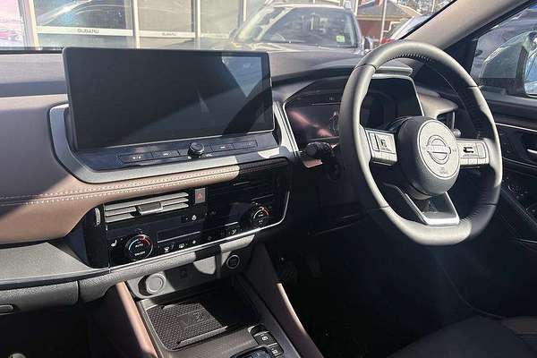 2025 Nissan QASHQAI Ti J12