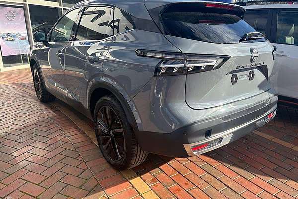 2025 Nissan QASHQAI Ti J12