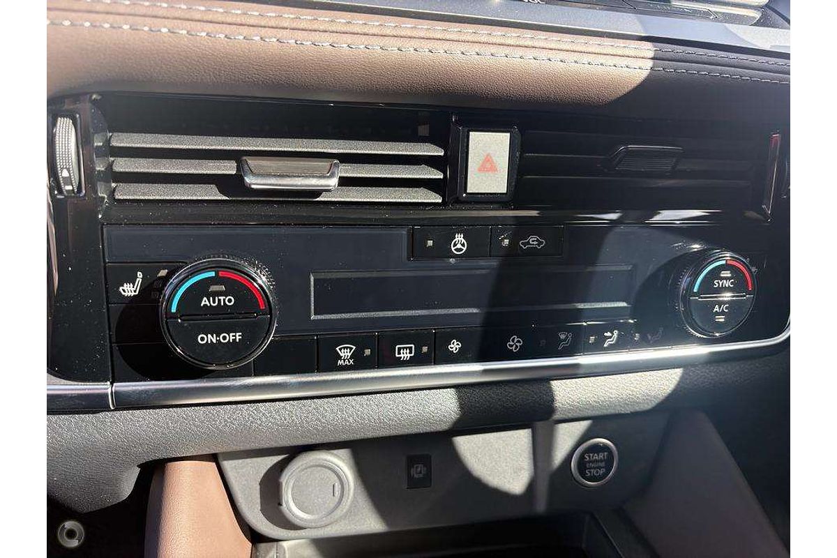 2025 Nissan QASHQAI Ti J12