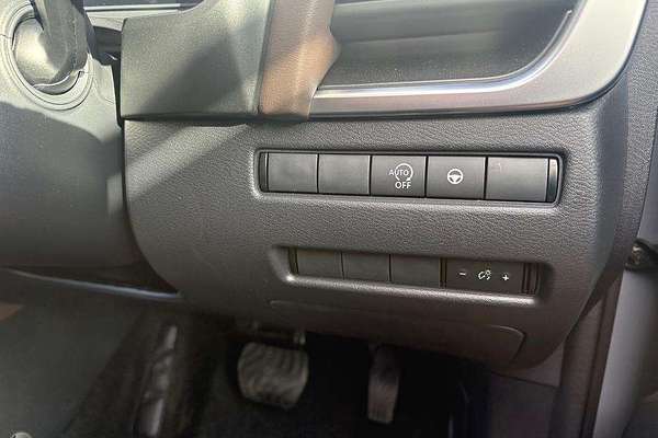 2025 Nissan QASHQAI Ti J12