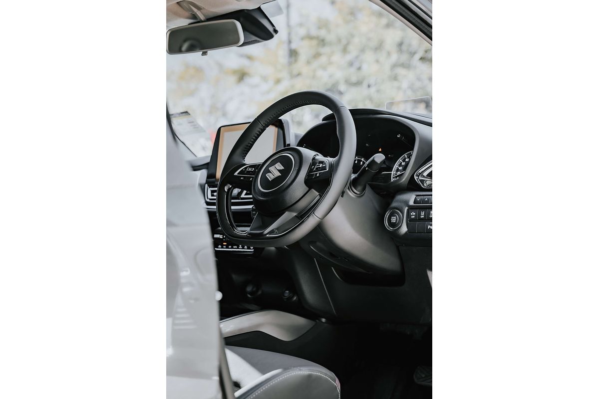 2025 Suzuki Fronx Hybrid GLX KW