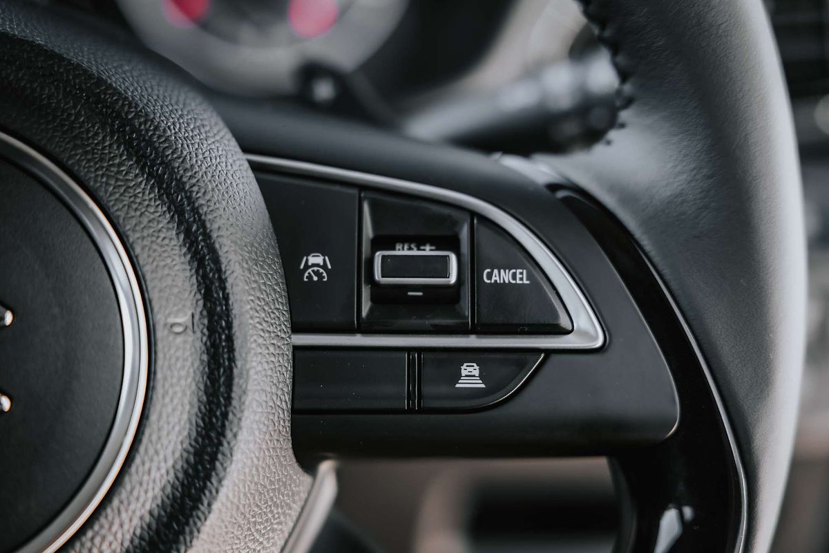 2025 Suzuki Fronx Hybrid GLX KW