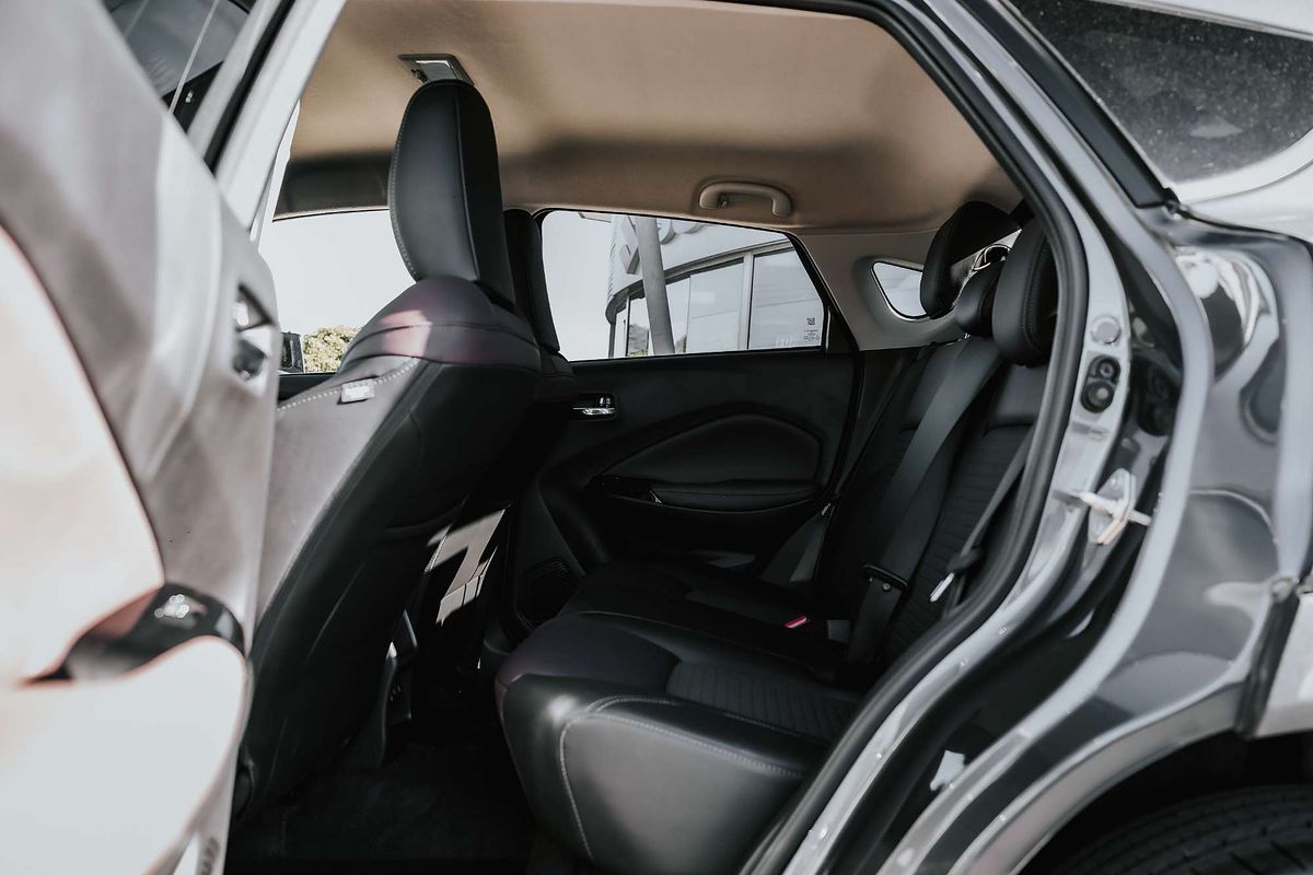 2025 Suzuki Fronx Hybrid GLX KW