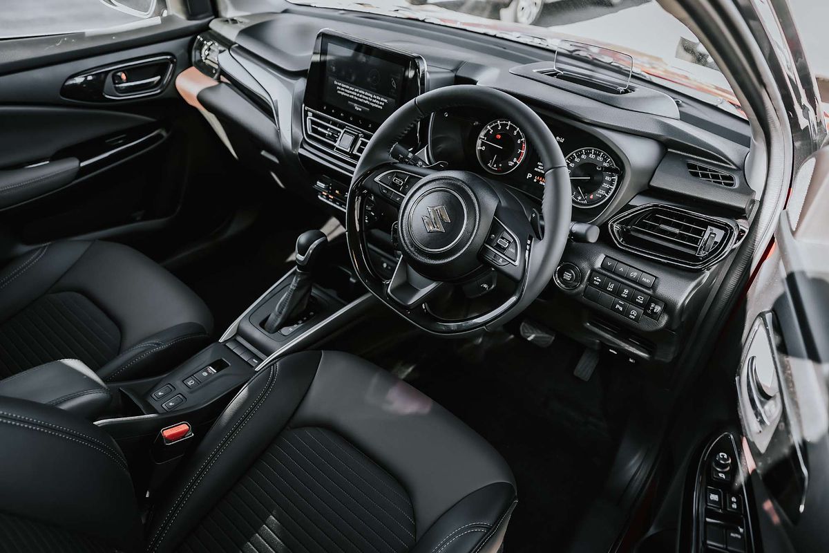 2025 Suzuki Fronx Hybrid GLX KW