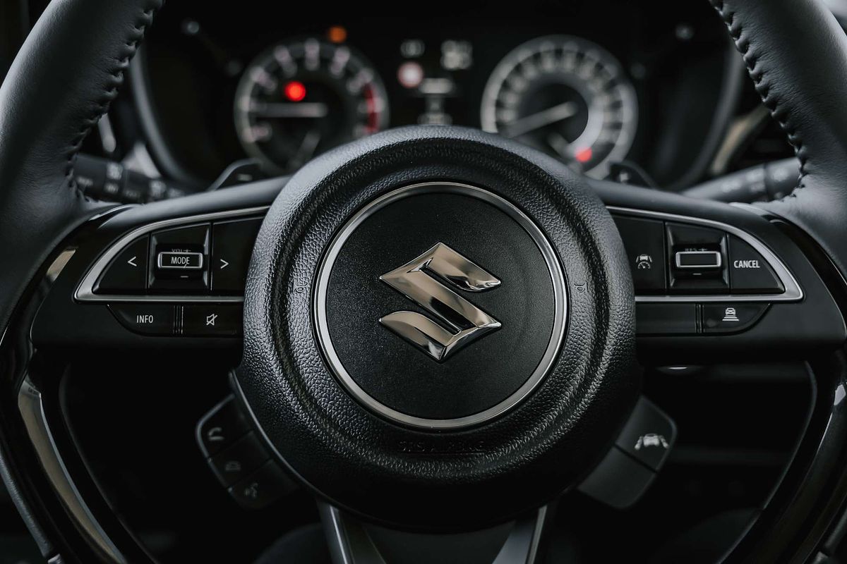 2025 Suzuki Fronx Hybrid GLX KW