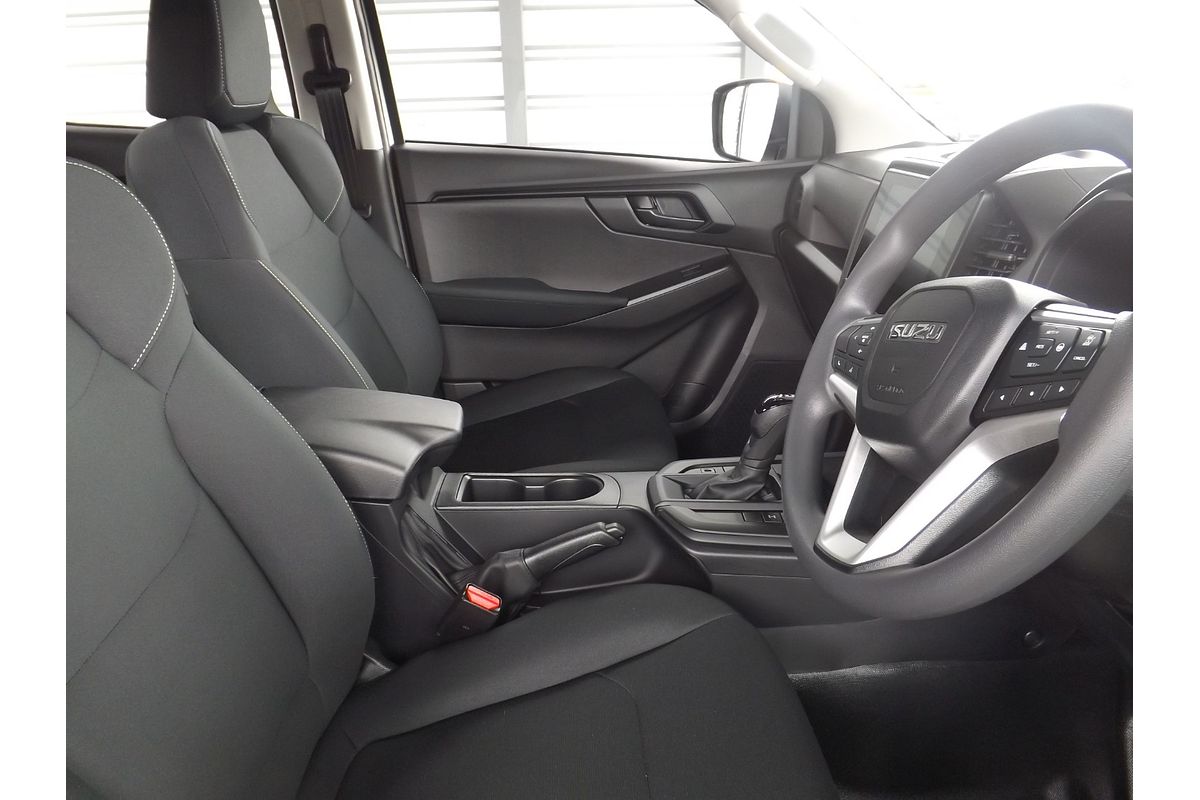 2025 Isuzu D-MAX SX 4X4