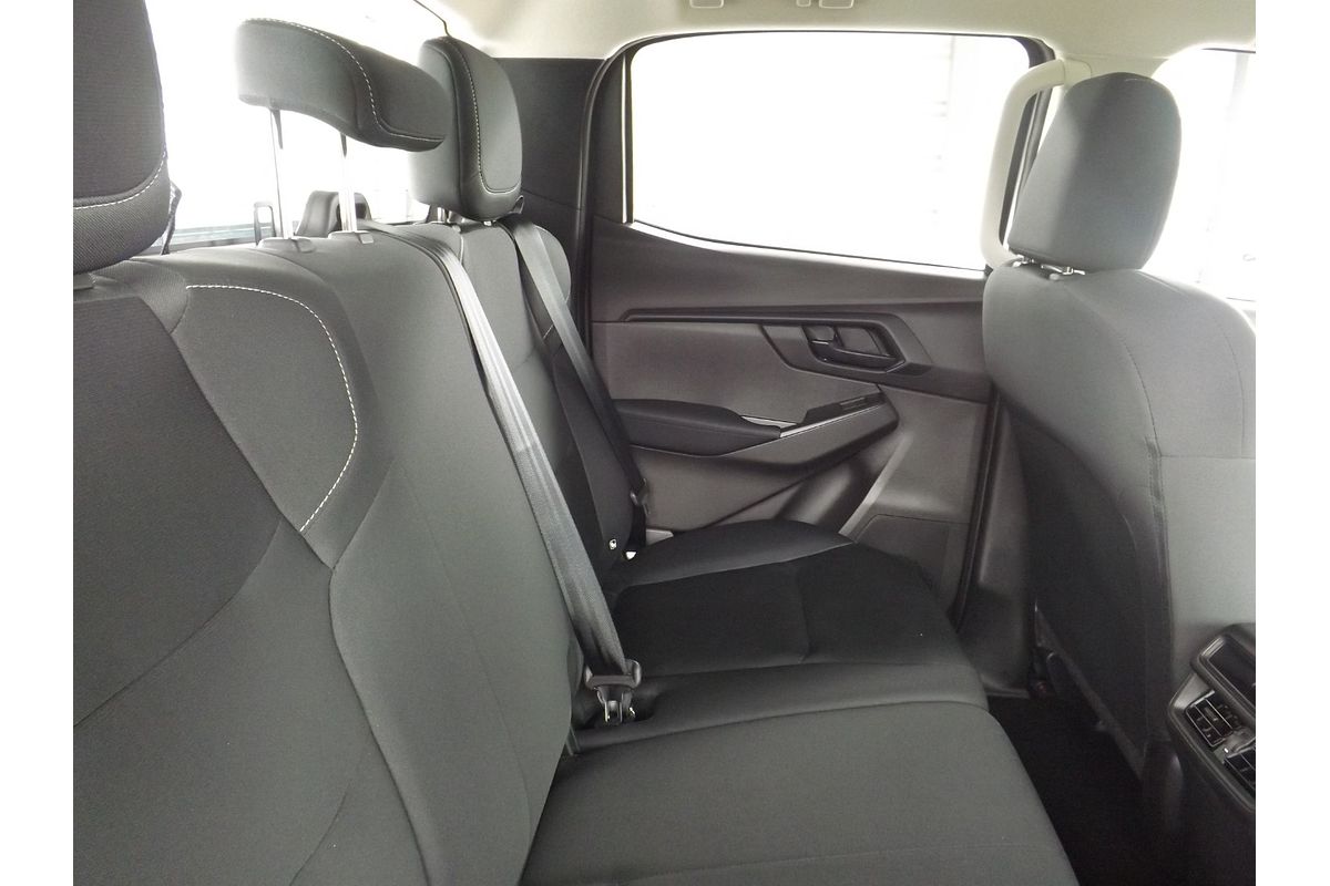 2025 Isuzu D-MAX SX 4X4