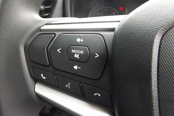 2025 Isuzu D-MAX SX 4X4