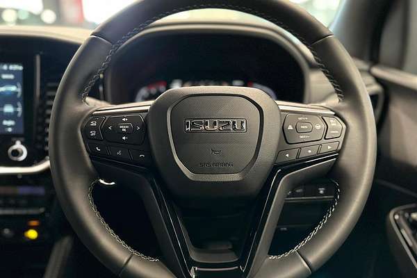 2025 Isuzu MU-X LS-T