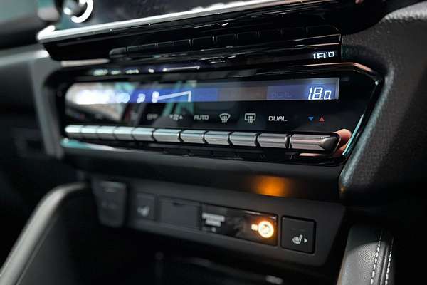 2025 Isuzu MU-X LS-T