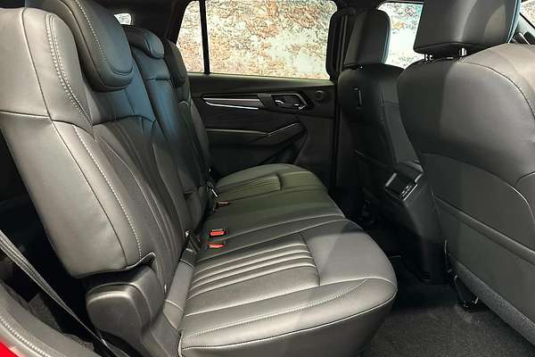 2025 Isuzu MU-X LS-T