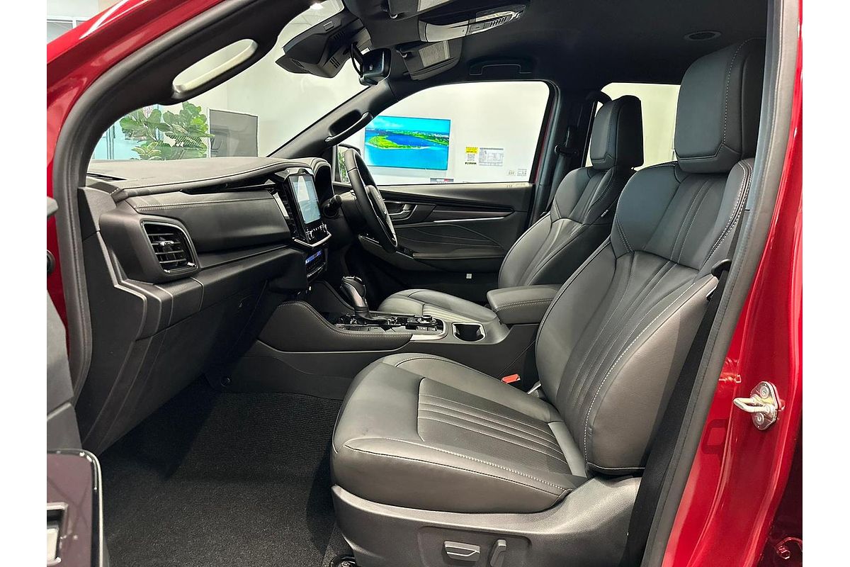 2025 Isuzu MU-X LS-T