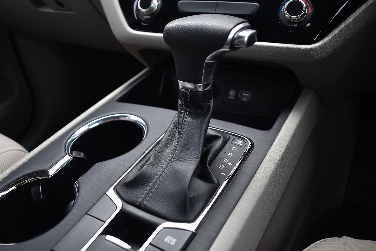 2018 Kia Carnival S YP