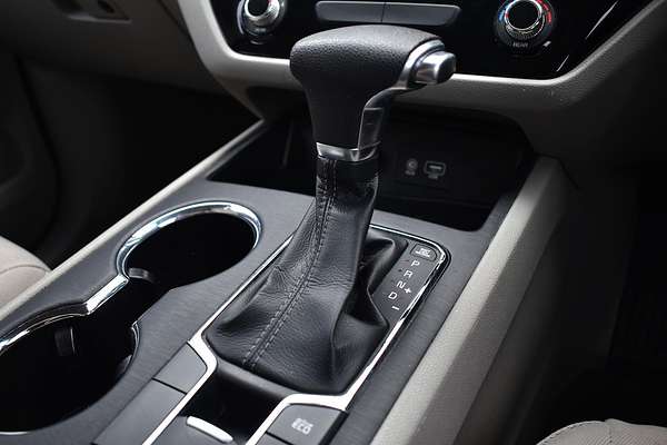 2018 Kia Carnival S YP