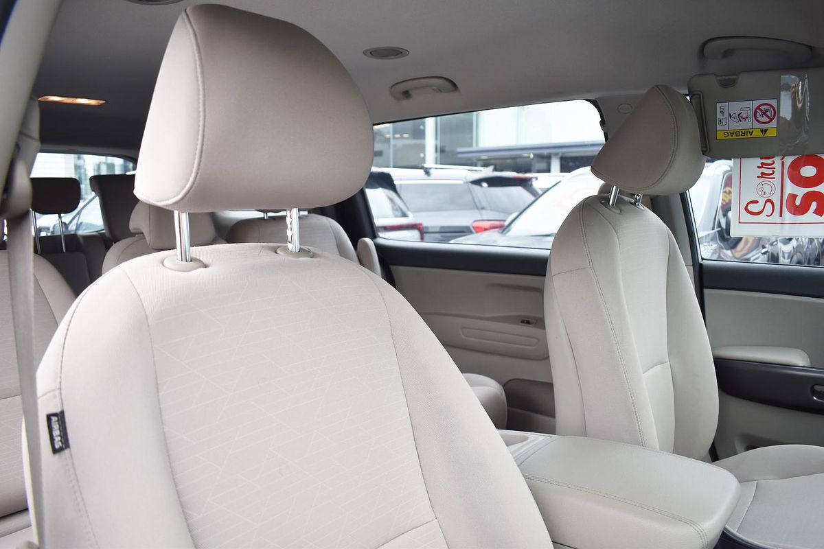 2018 Kia Carnival S YP