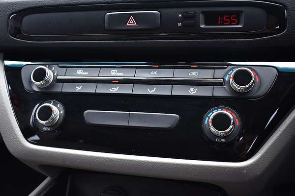 2018 Kia Carnival S YP