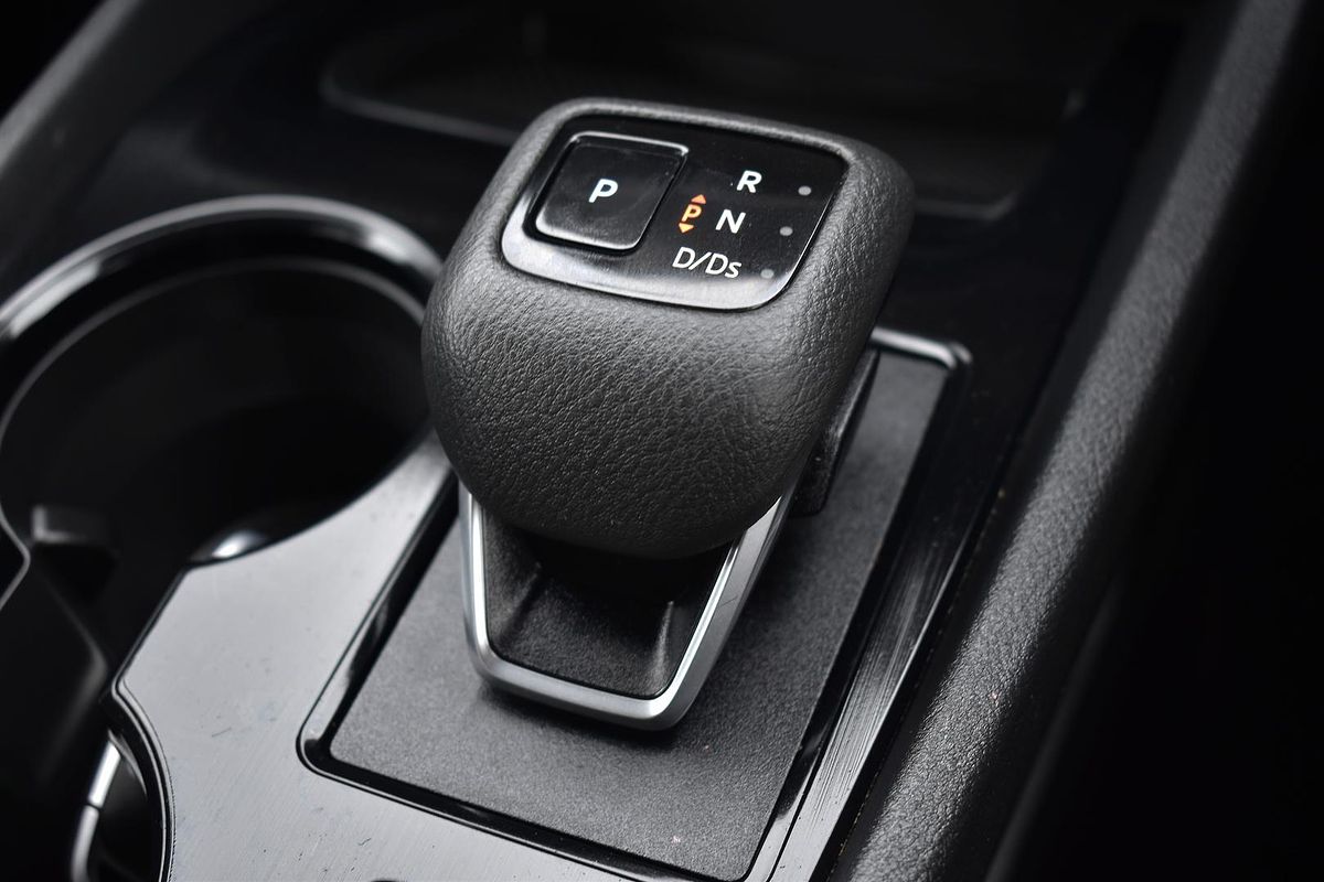 2024 Nissan X-TRAIL ST T33