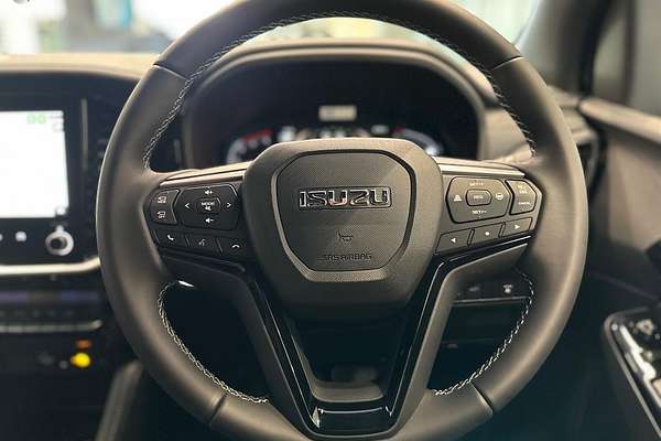 2025 Isuzu MU-X LS-T