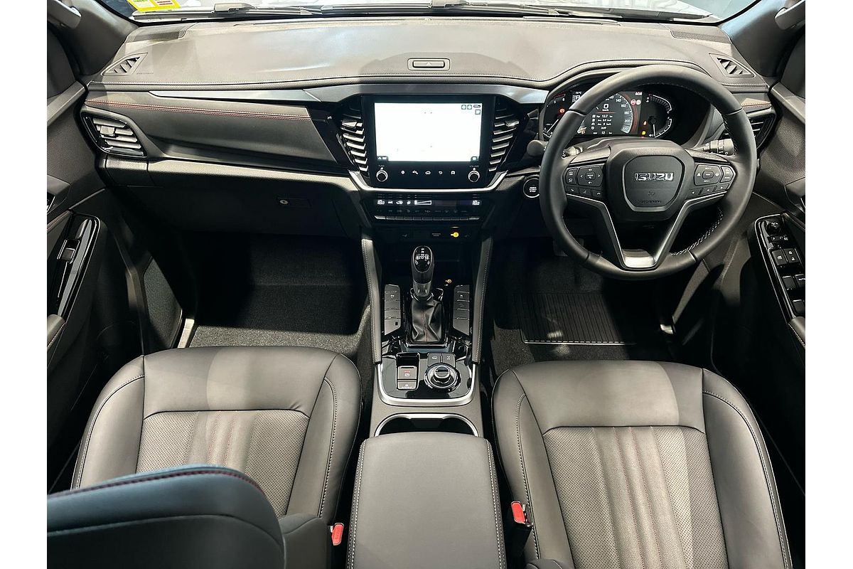 2025 Isuzu MU-X X-TERRAIN