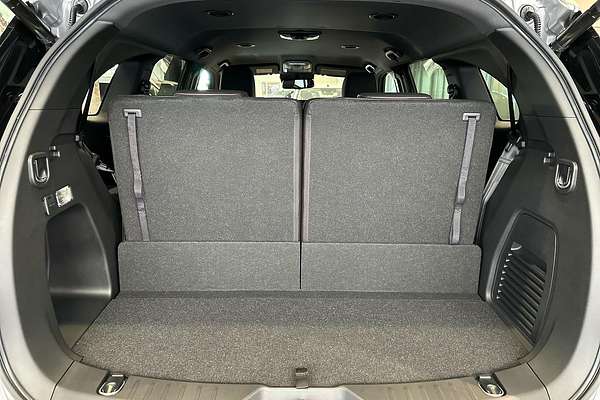 2025 Isuzu MU-X X-TERRAIN