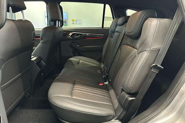 2025 Isuzu MU-X X-TERRAIN