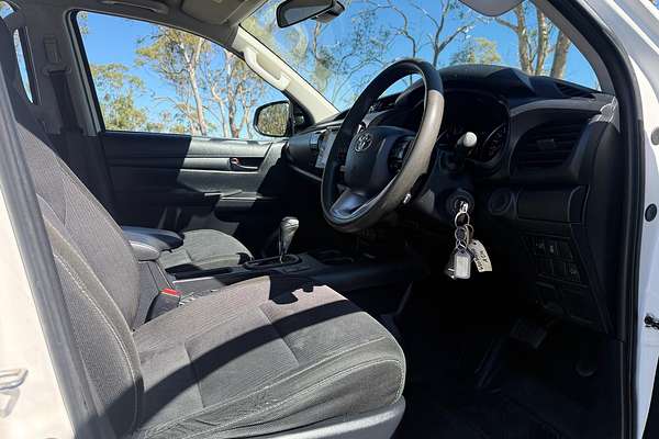 2019 Toyota Hilux SR GUN126R 4X4