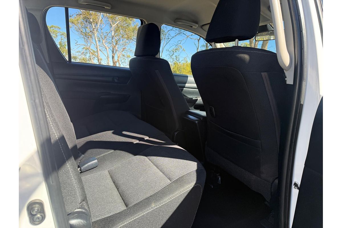 2019 Toyota Hilux SR GUN126R 4X4