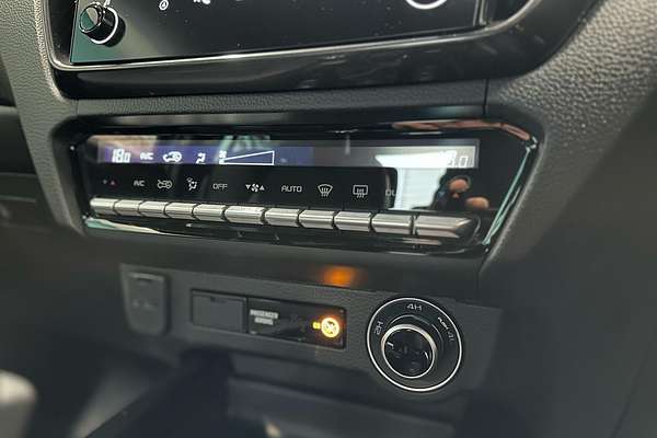 2025 Isuzu D-MAX X-TERRAIN 4X4