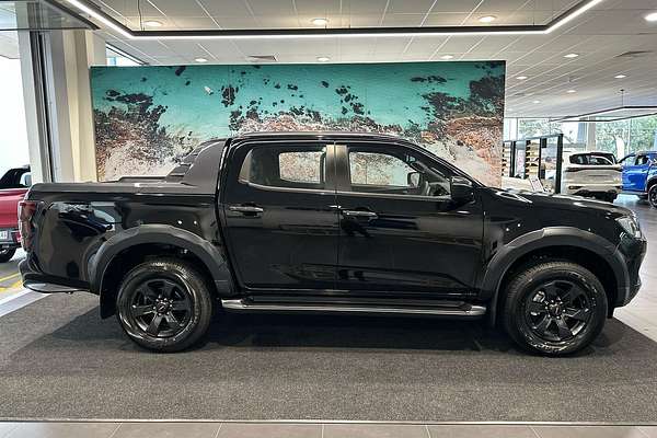 2025 Isuzu D-MAX X-TERRAIN 4X4