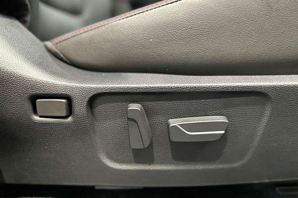 2025 Isuzu D-MAX X-TERRAIN 4X4