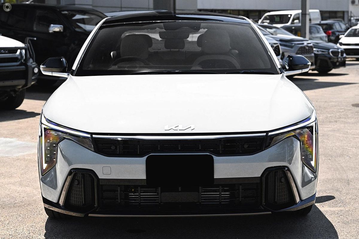 2025 Kia K4 GT-Line CL4m
