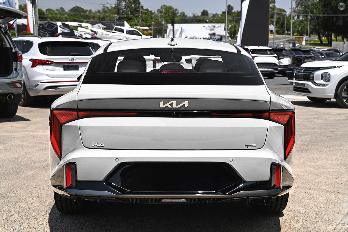 2025 Kia K4 GT-Line CL4m