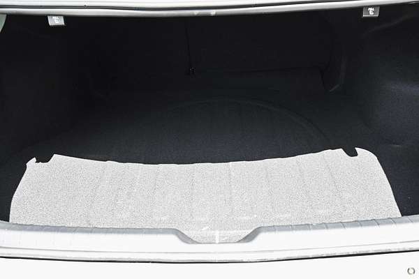 2025 Kia K4 GT-Line CL4m