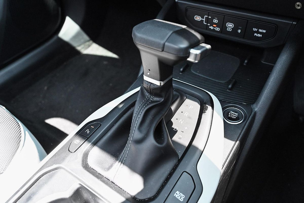 2025 Kia K4 GT-Line CL4m