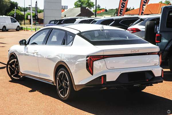 2025 Kia K4 GT-Line CL4m