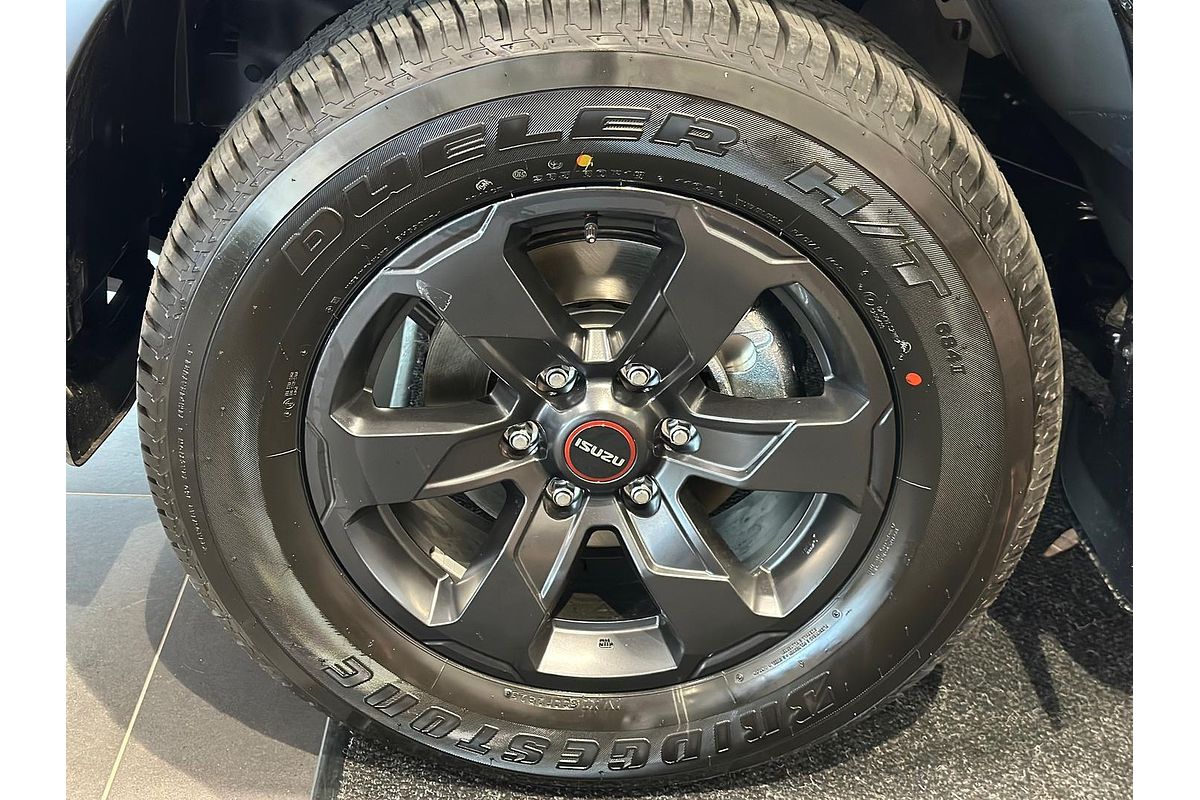 2025 Isuzu D-MAX X-TERRAIN 4X4