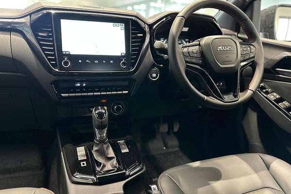 2025 Isuzu D-MAX X-TERRAIN 4X4